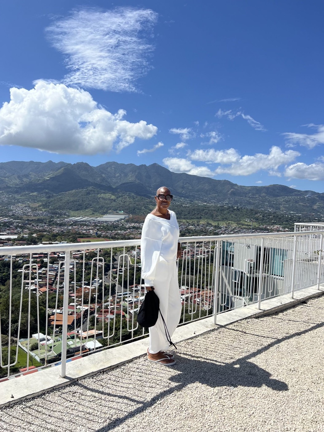 Editorial image representing home and real estate decisions in Costa Rica.